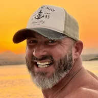 Sean, your host in Soma Bay